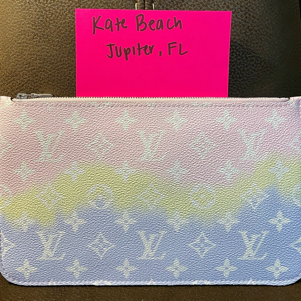 LV escale pouch